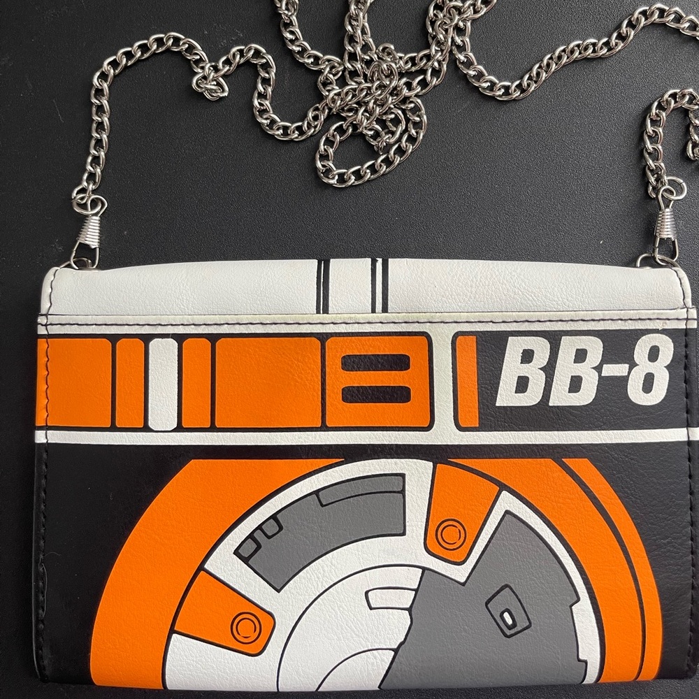 Star Wars BB8 Chain Strap Clutch - Picture 2 of 5